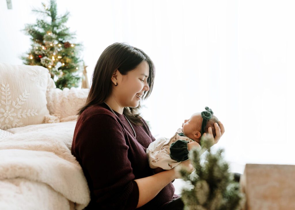 lifestyle-newborn-baby-session-winnipeg