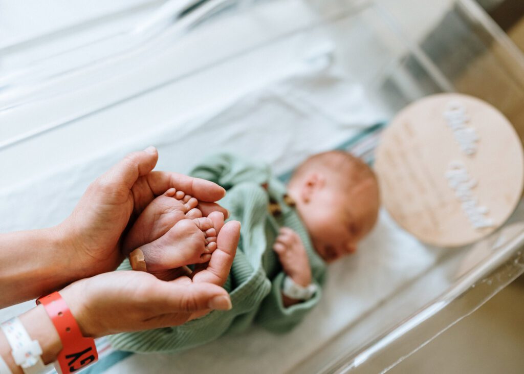 Winnipeg hospital newborn fresh 48 photo session