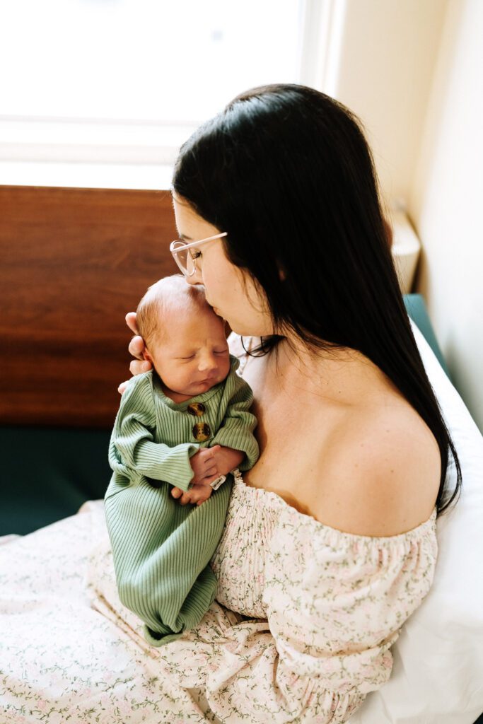 Winnipeg newborn baby hospital fresh 48 photography