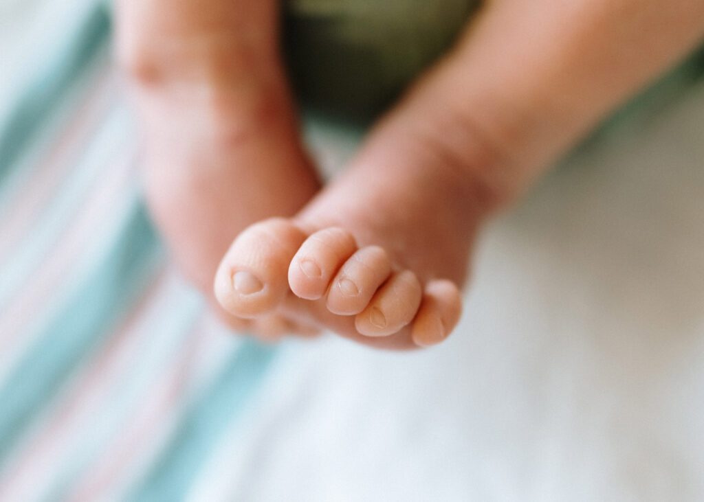 Winnipeg fresh 48 newborn baby hospital photo