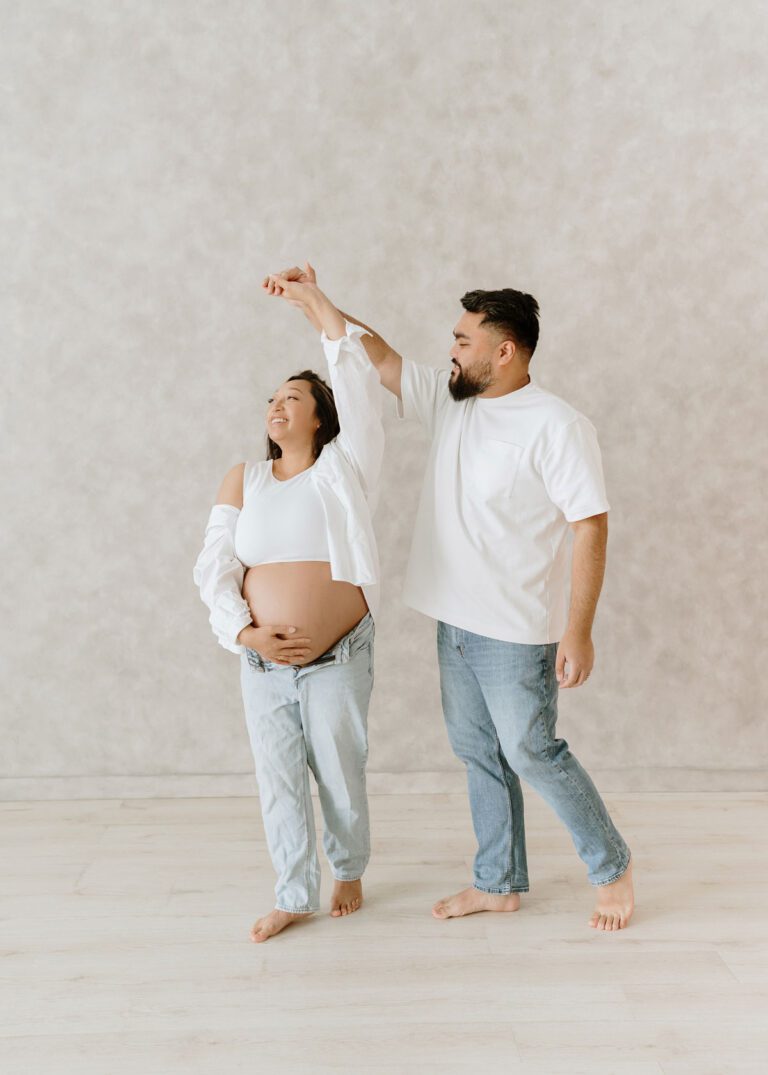 Winnipeg Studio Lifestyle Maternity Session