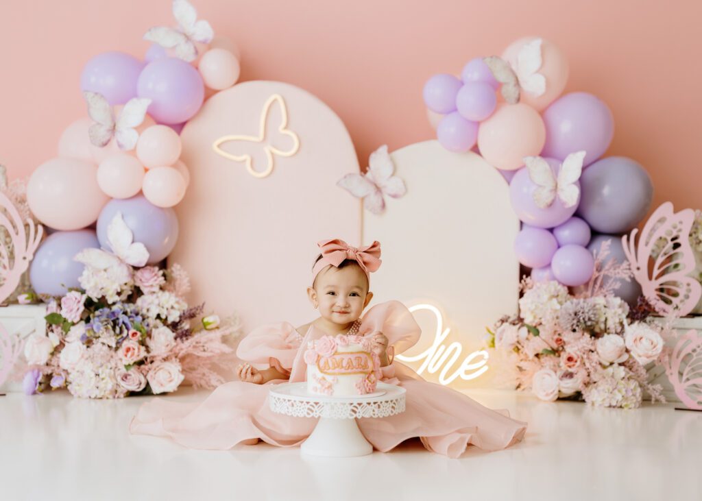 Butterfly themed cake smash photography Winnipeg