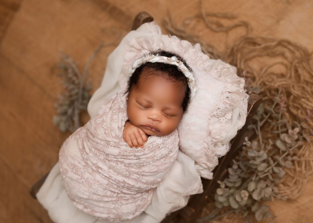 Budget-friendly fully wrapped newborn session by a Winnipeg 01