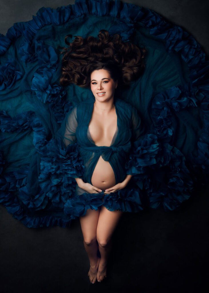Winnipeg pregnancy photographer studio session