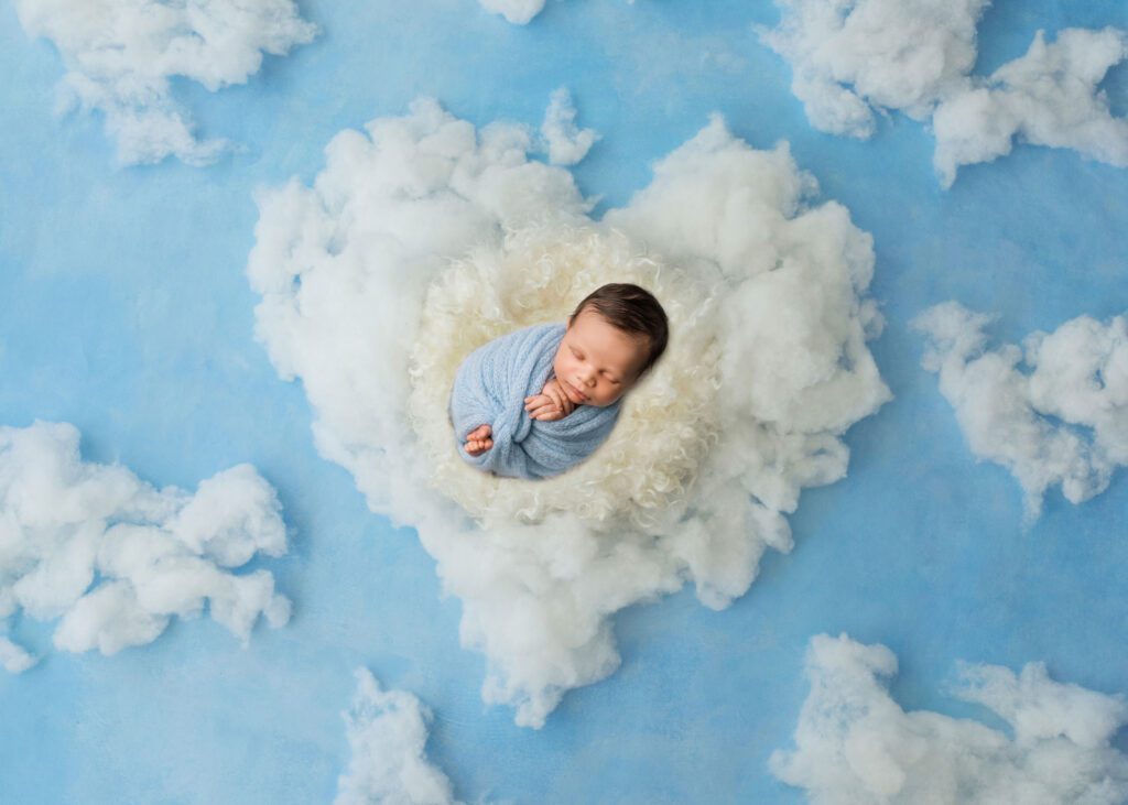 Luxury newborn photography in Winnipeg 01
