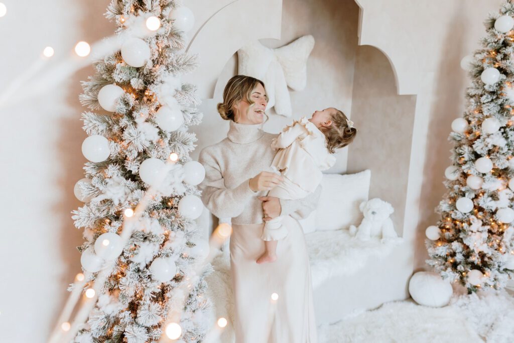 Christmas minis photography in Winnipeg