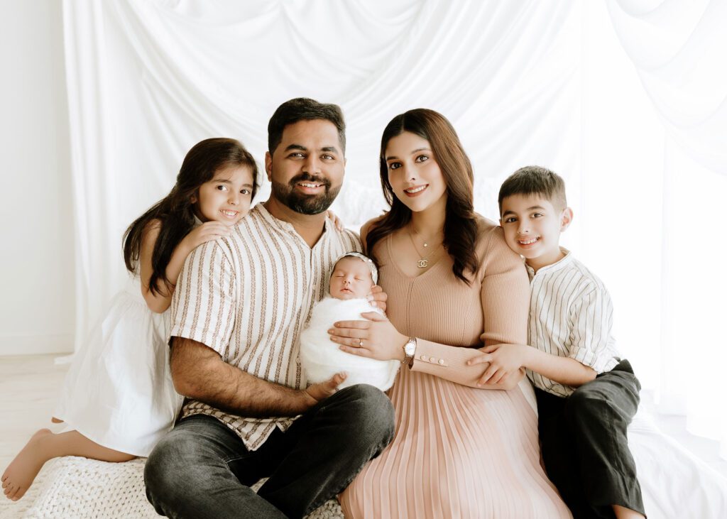 Lifestyle family newborn session Winnipeg