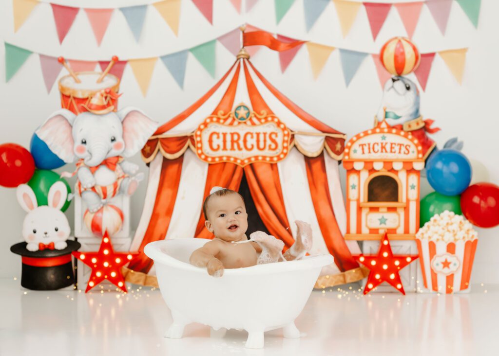 Circus themed cake smash photography session in Winnipeg