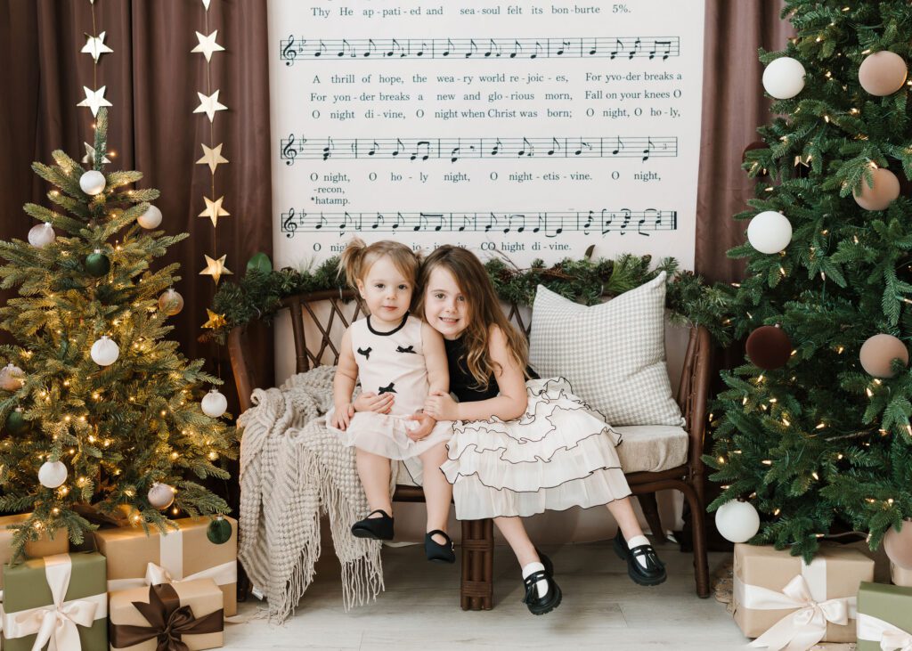 Winnipeg Christmas sibling portraits at Crescent Photography